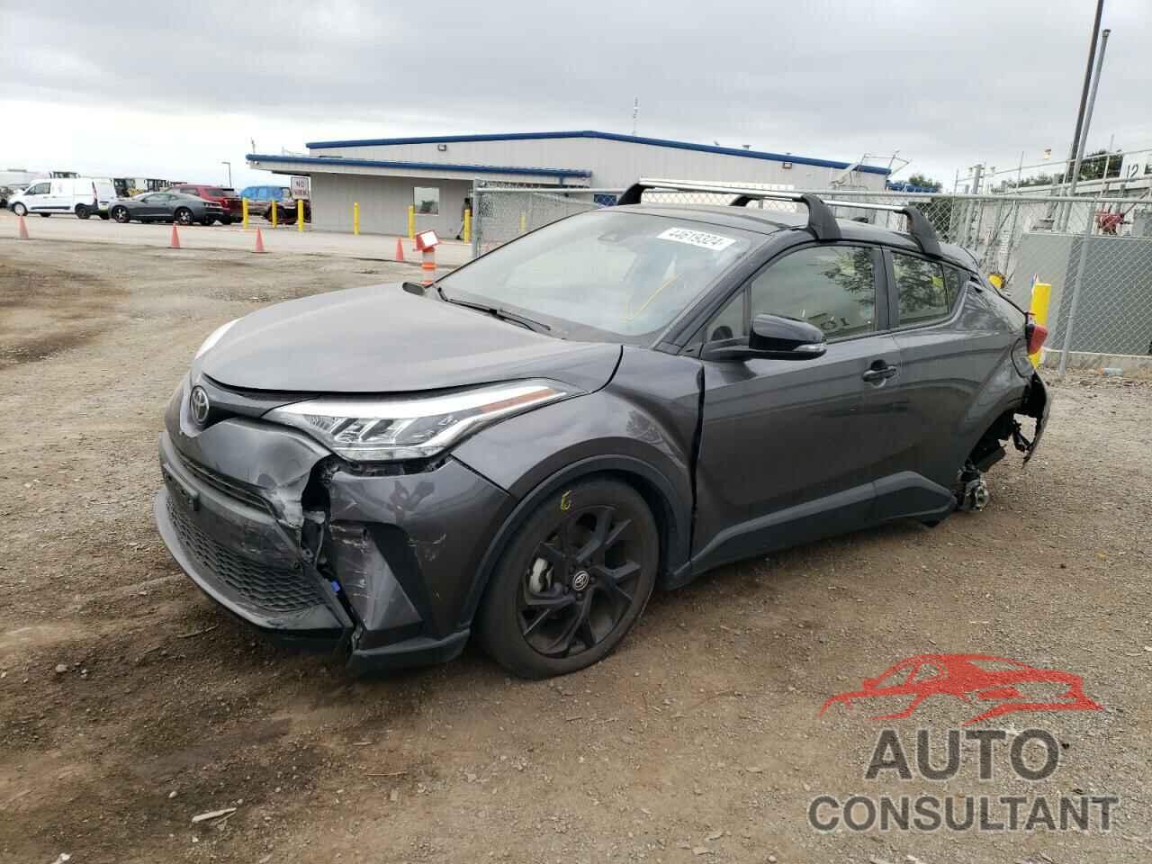 TOYOTA C-HR 2021 - JTNKHMBX1M1119061