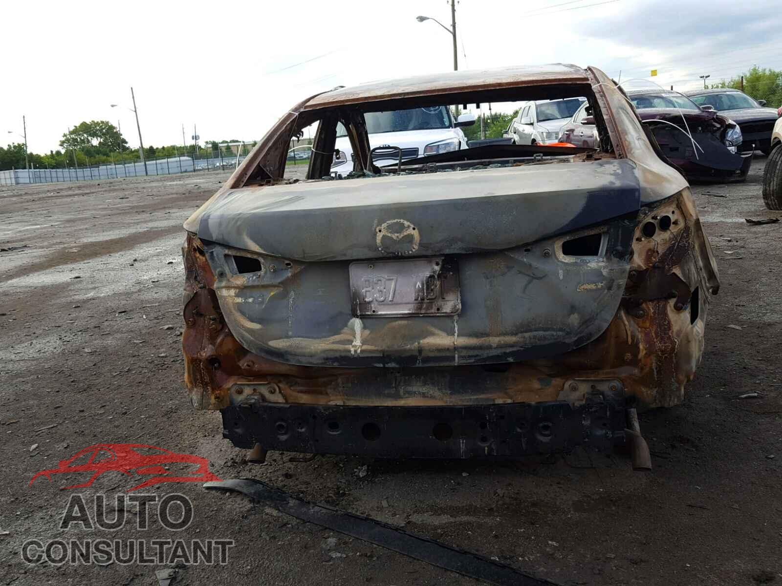 MAZDA 3 2017 - 3MZBN1V76HM106576