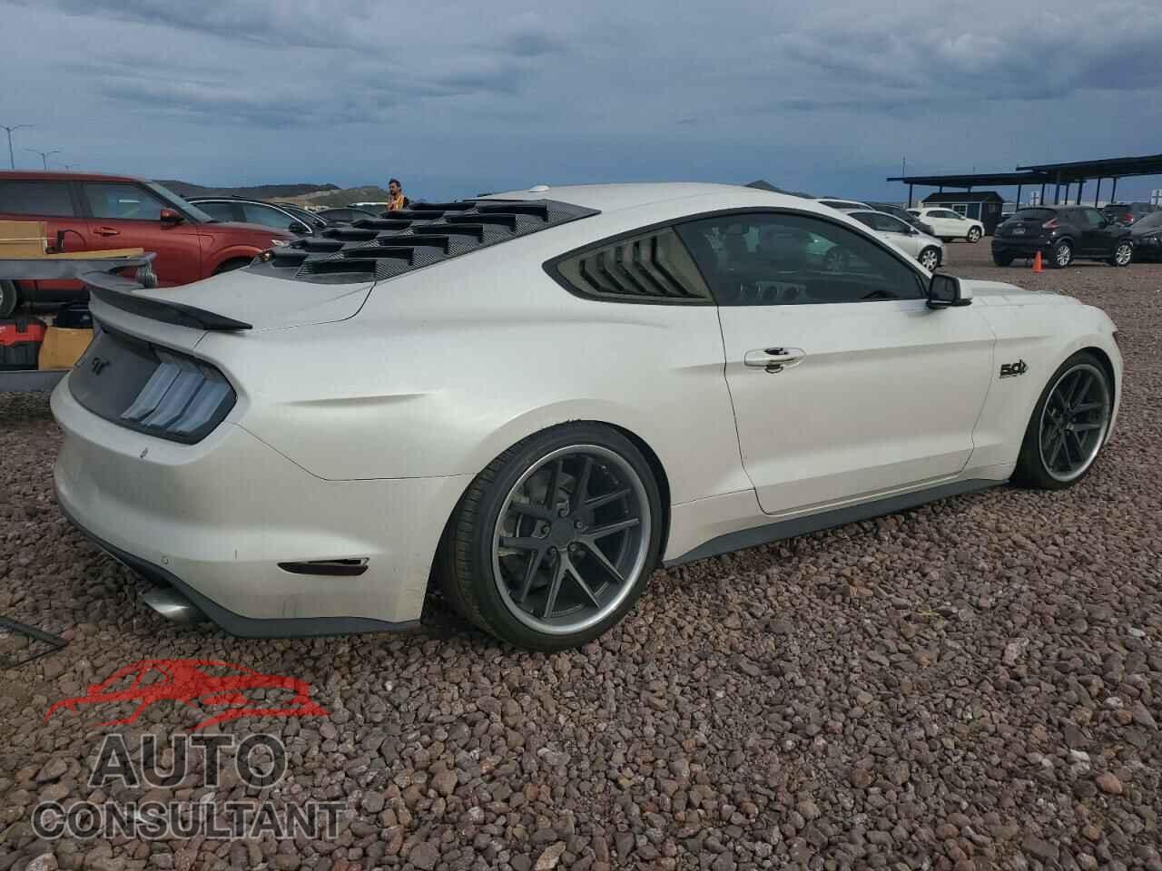 FORD MUSTANG 2017 - 1FA6P8CFXH5265128
