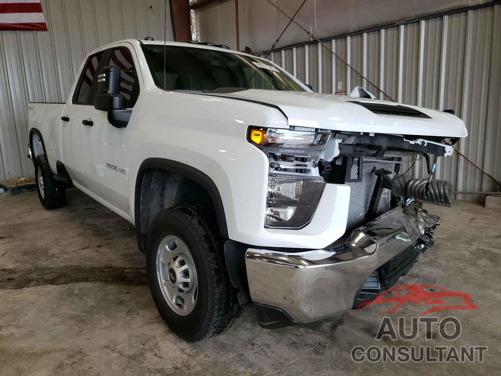 CHEVROLET SILVERADO 2021 - 1GC5YLE71MF213466