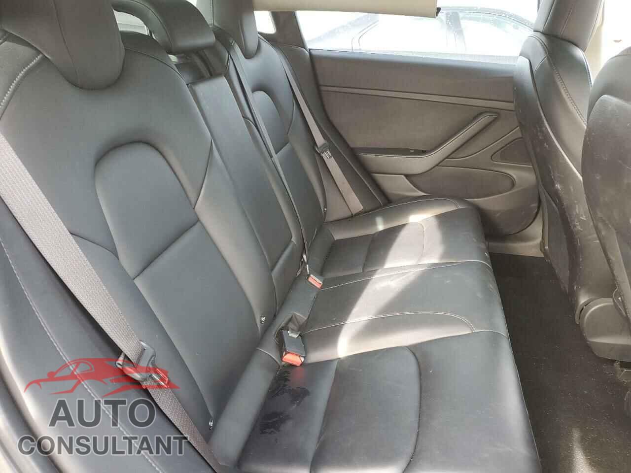 TESLA MODEL 3 2018 - 5YJ3E1EB7JF113980