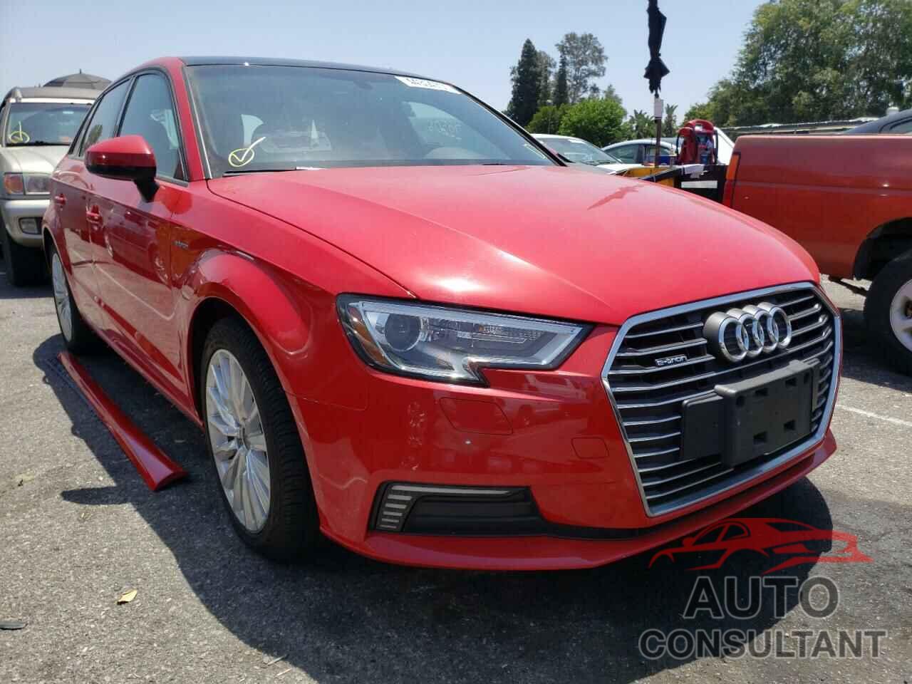 AUDI A3 2017 - WAUUPBFF4HA043098