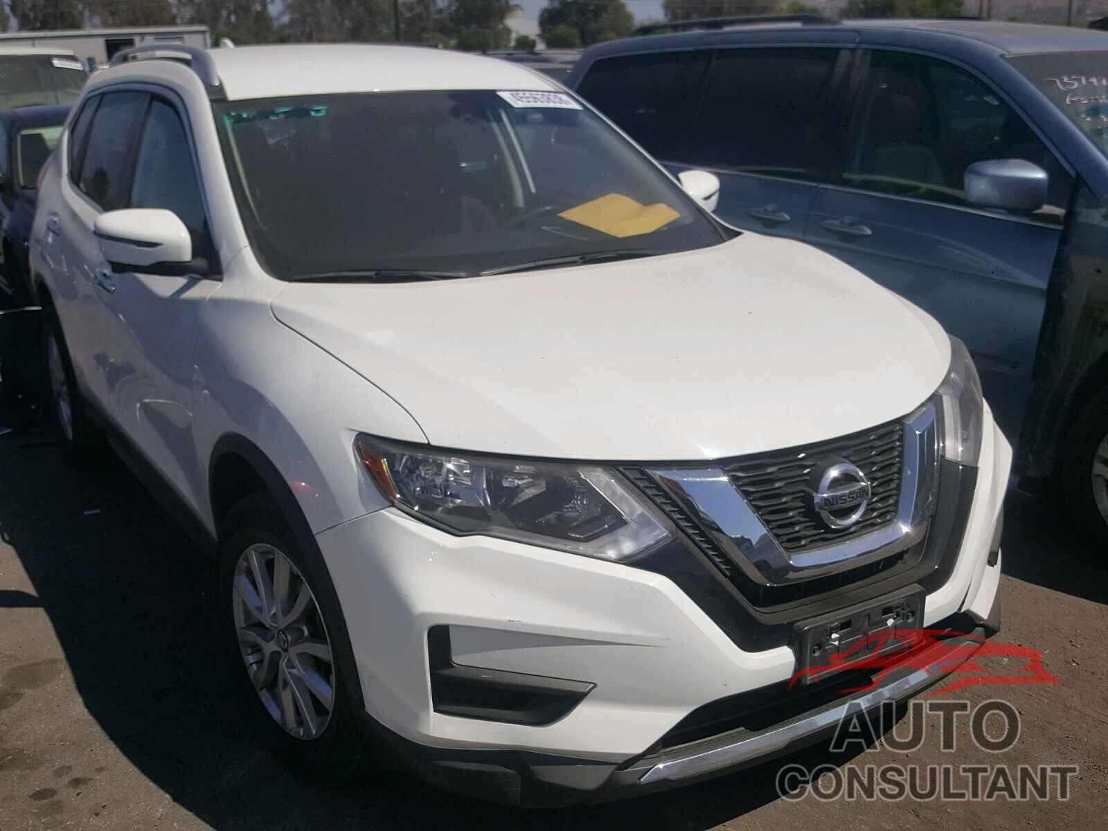 NISSAN ROGUE S 2017 - KNMAT2MT4HP522502