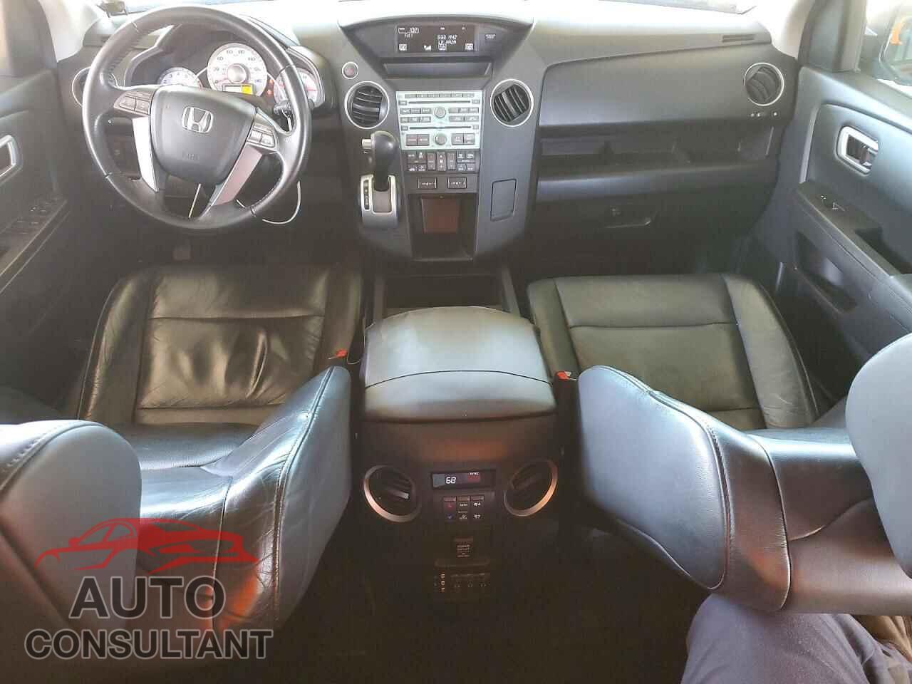 HONDA PILOT 2010 - 5FNYF3H60AB014334