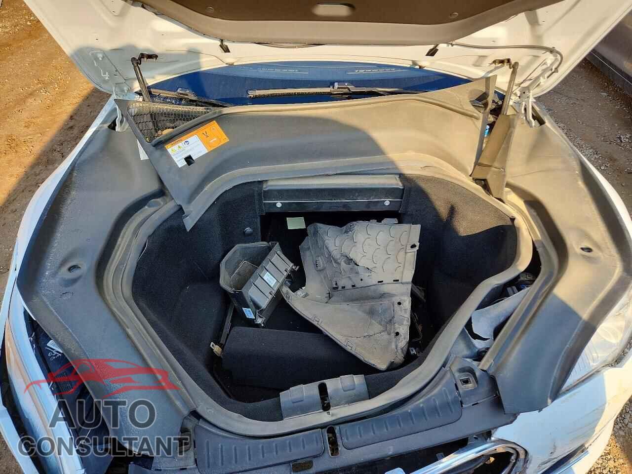 TESLA MODEL S 2013 - 5YJSA1CN5DFP27337