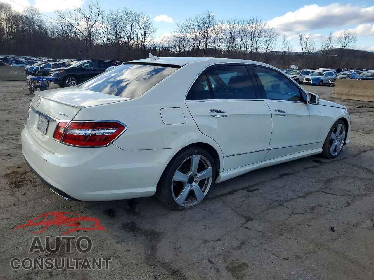 MERCEDES-BENZ E-CLASS 2011 - WDDHF8HB2BA378068
