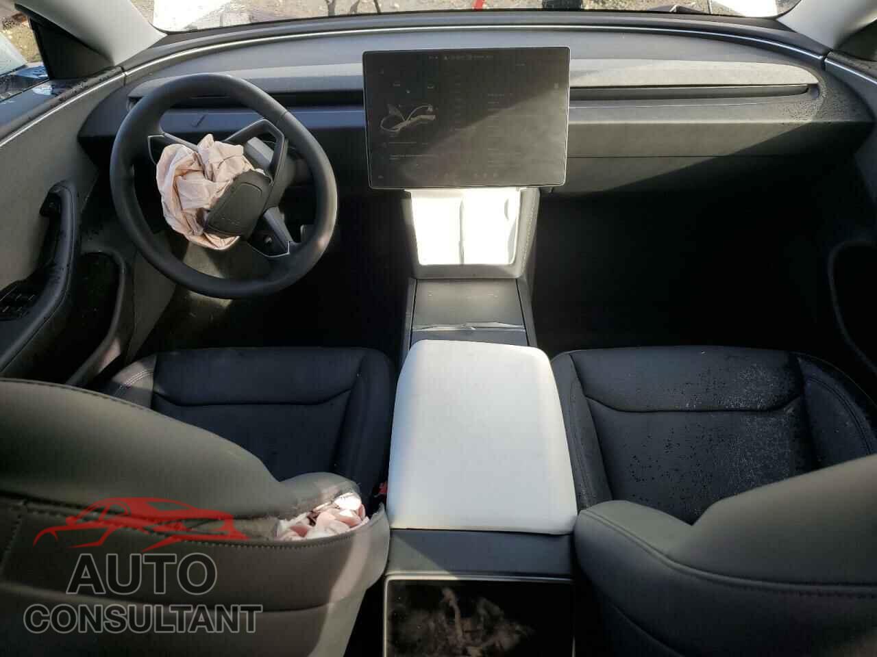 TESLA MODEL 3 2024 - 5YJ3E1EA4RF745841