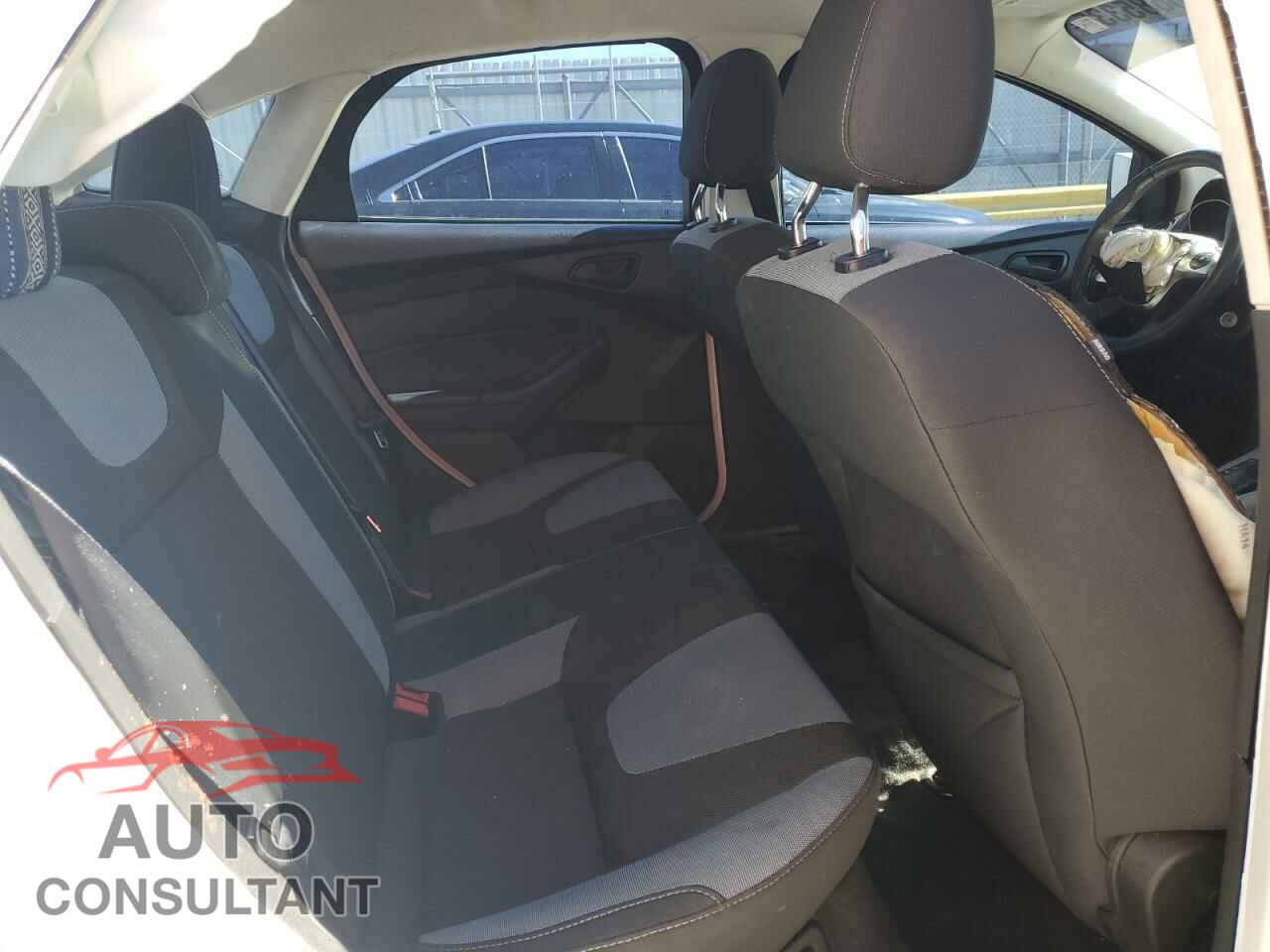 FORD FOCUS 2012 - 1FAHP3F29CL249141