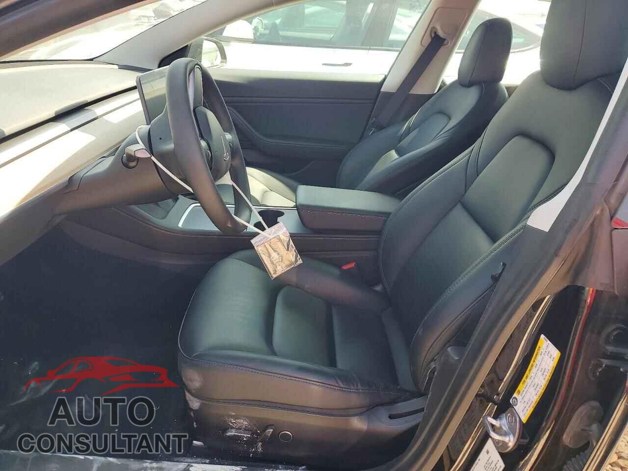TESLA MODEL 3 2021 - 5YJ3E1EB8MF924059