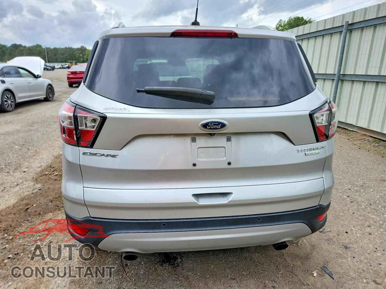 FORD ESCAPE 2017 - 1FMCU0JD0HUC95054