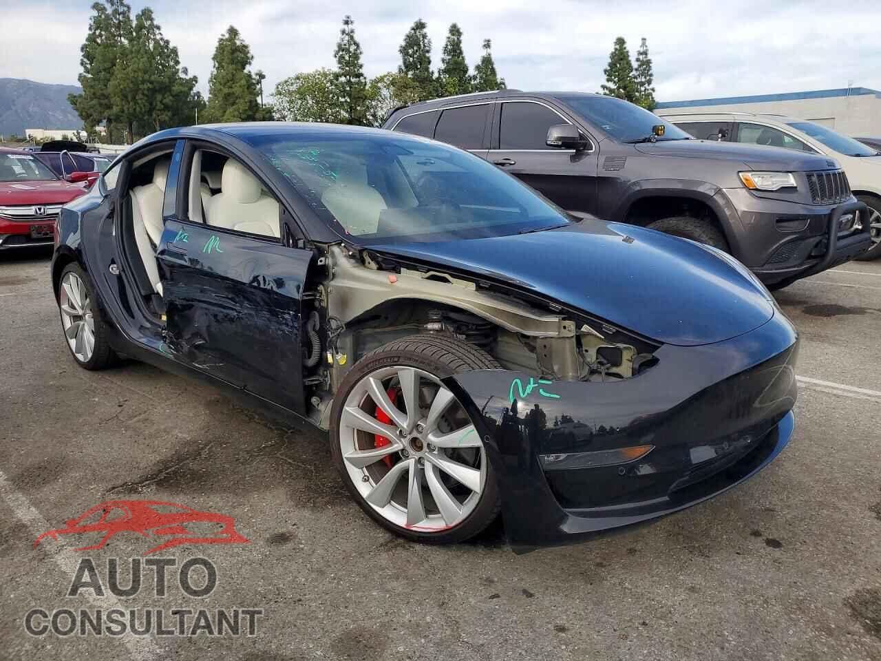 TESLA MODEL 3 2018 - 5YJ3E1EB2JF183192