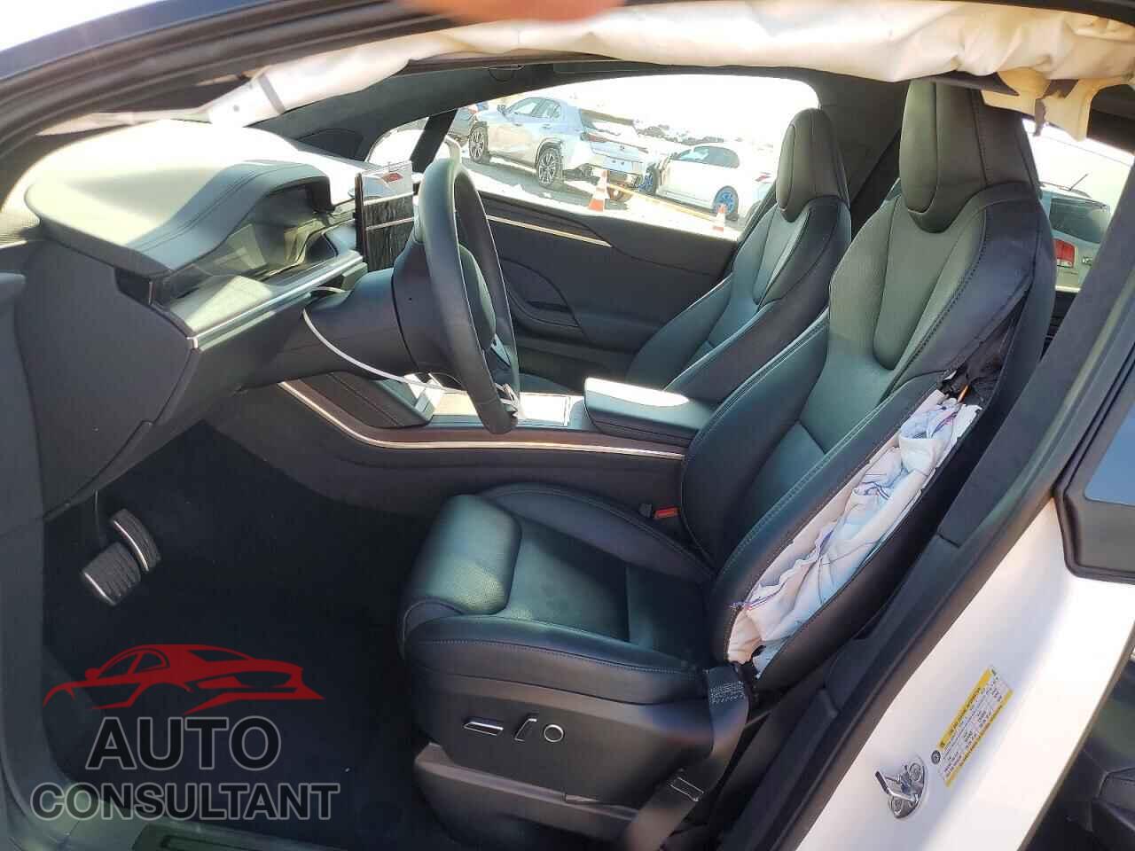 TESLA MODEL X 2024 - 7SAXCDE54RF448065
