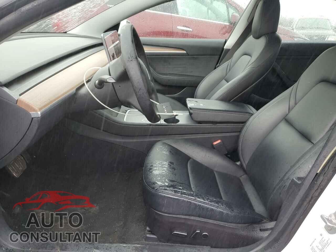 TESLA MODEL 3 2021 - 5YJ3E1EA4MF077337
