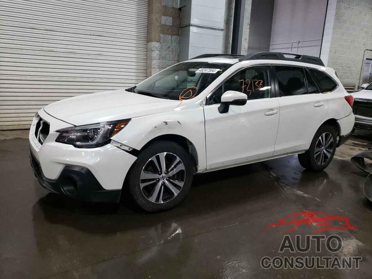 SUBARU OUTBACK 2018 - 4S4BSENC4J3279550