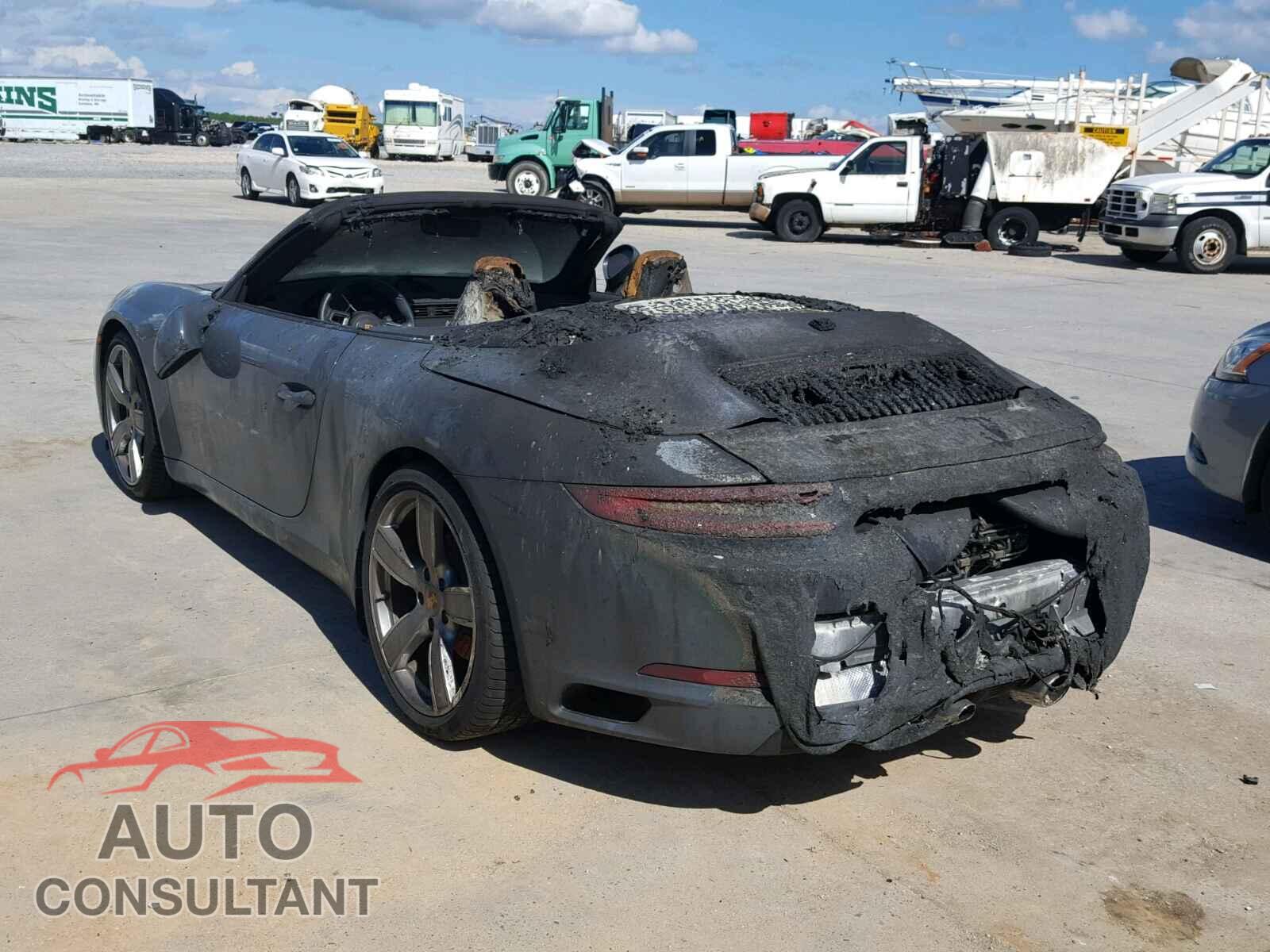 PORSCHE 911 2017 - WP0CB2A91HS155916