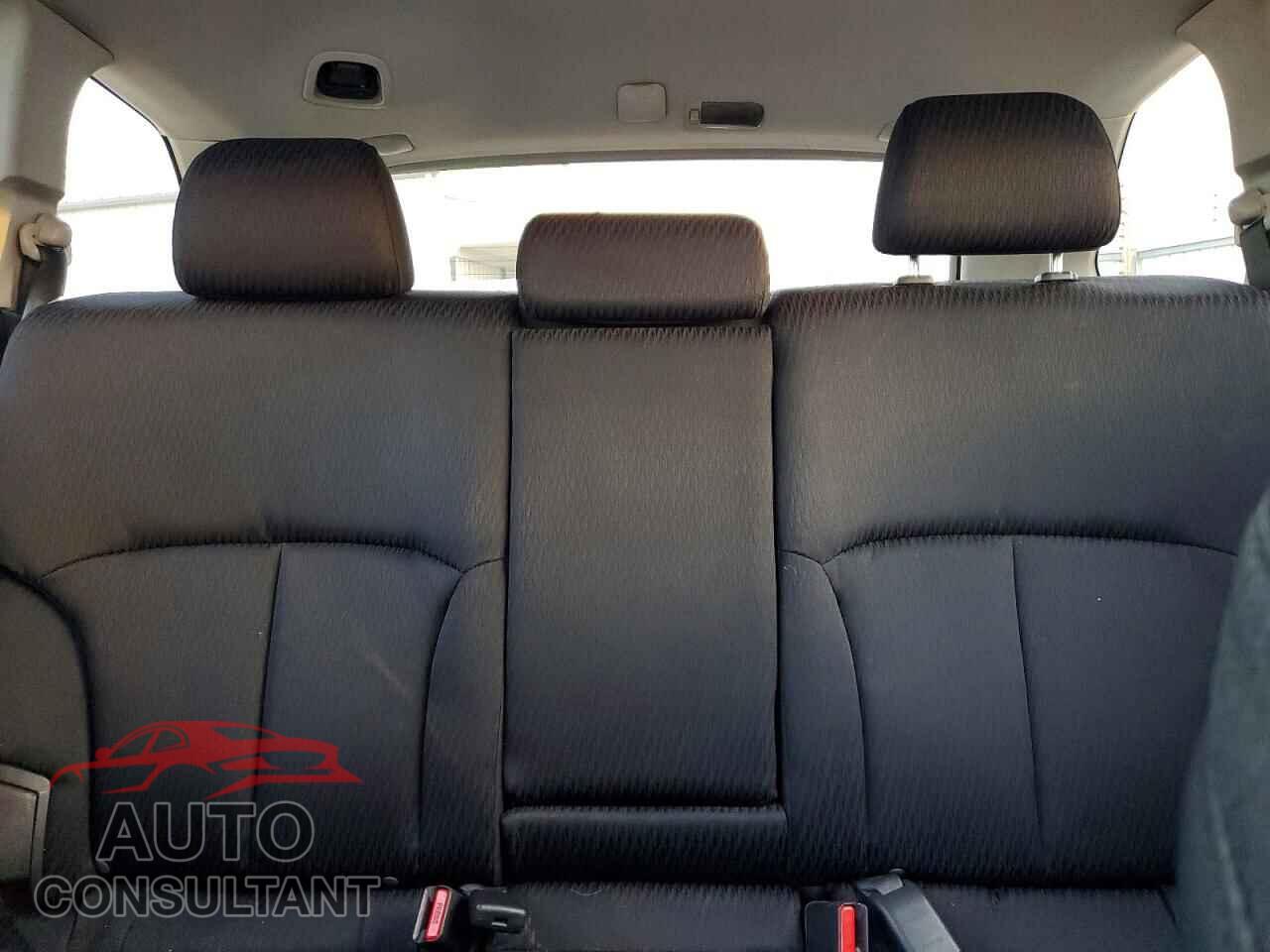 SUBARU OUTBACK 2010 - 4S4BRCDC1A3311016