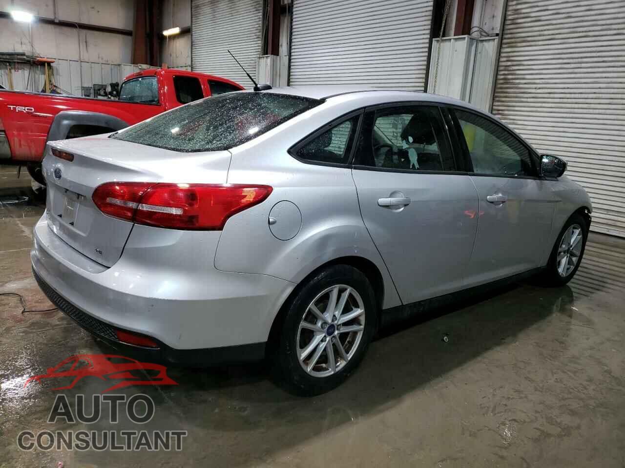 FORD FOCUS 2017 - 1FADP3F25HL232584
