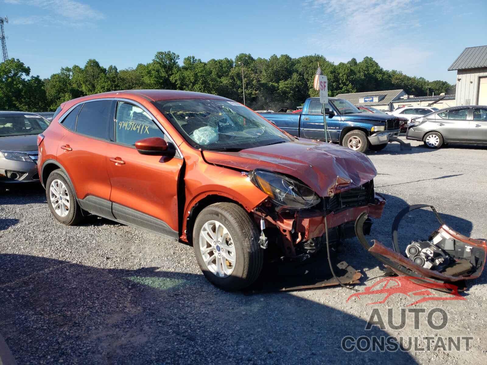 FORD ESCAPE 2020 - 1FMCU0G65LUA20846