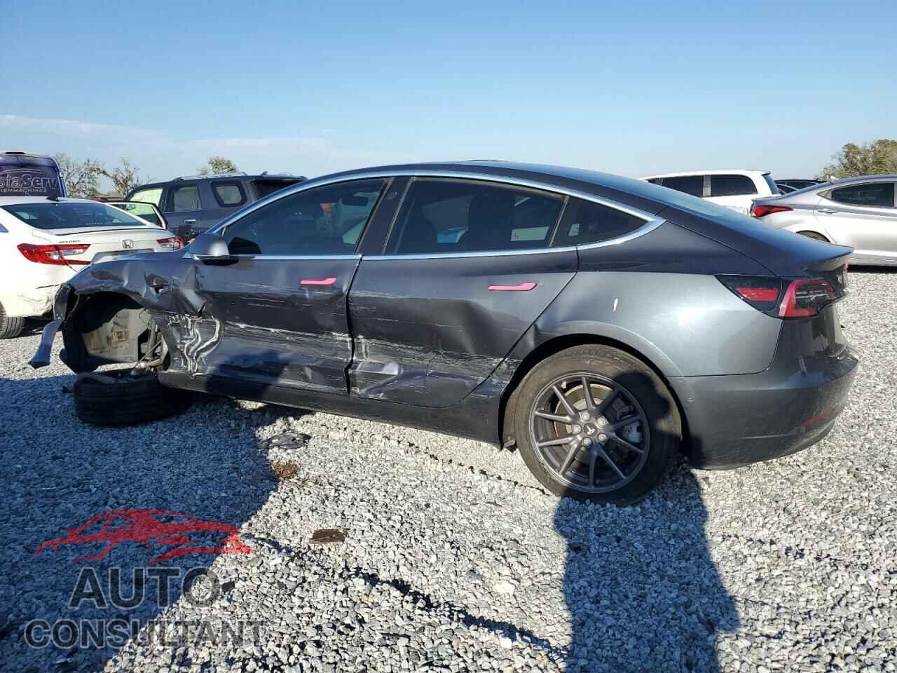 TESLA MODEL 3 2018 - 5YJ3E1EA5JF035626