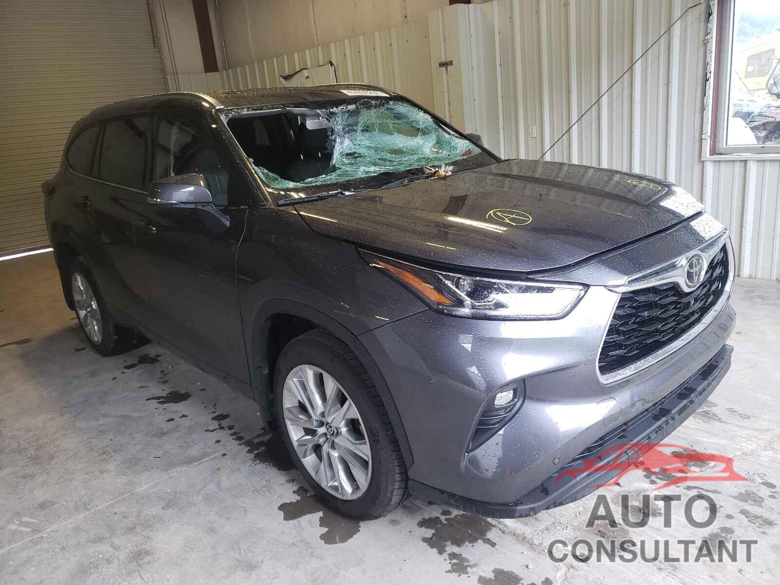 TOYOTA HIGHLANDER 2021 - 5TDDZRBH0MS527201