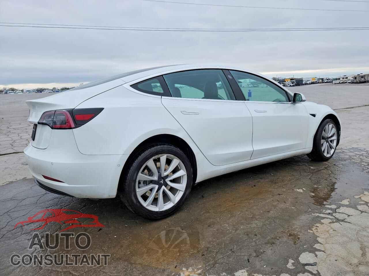 TESLA MODEL 3 2019 - 5YJ3E1EA5KF417513