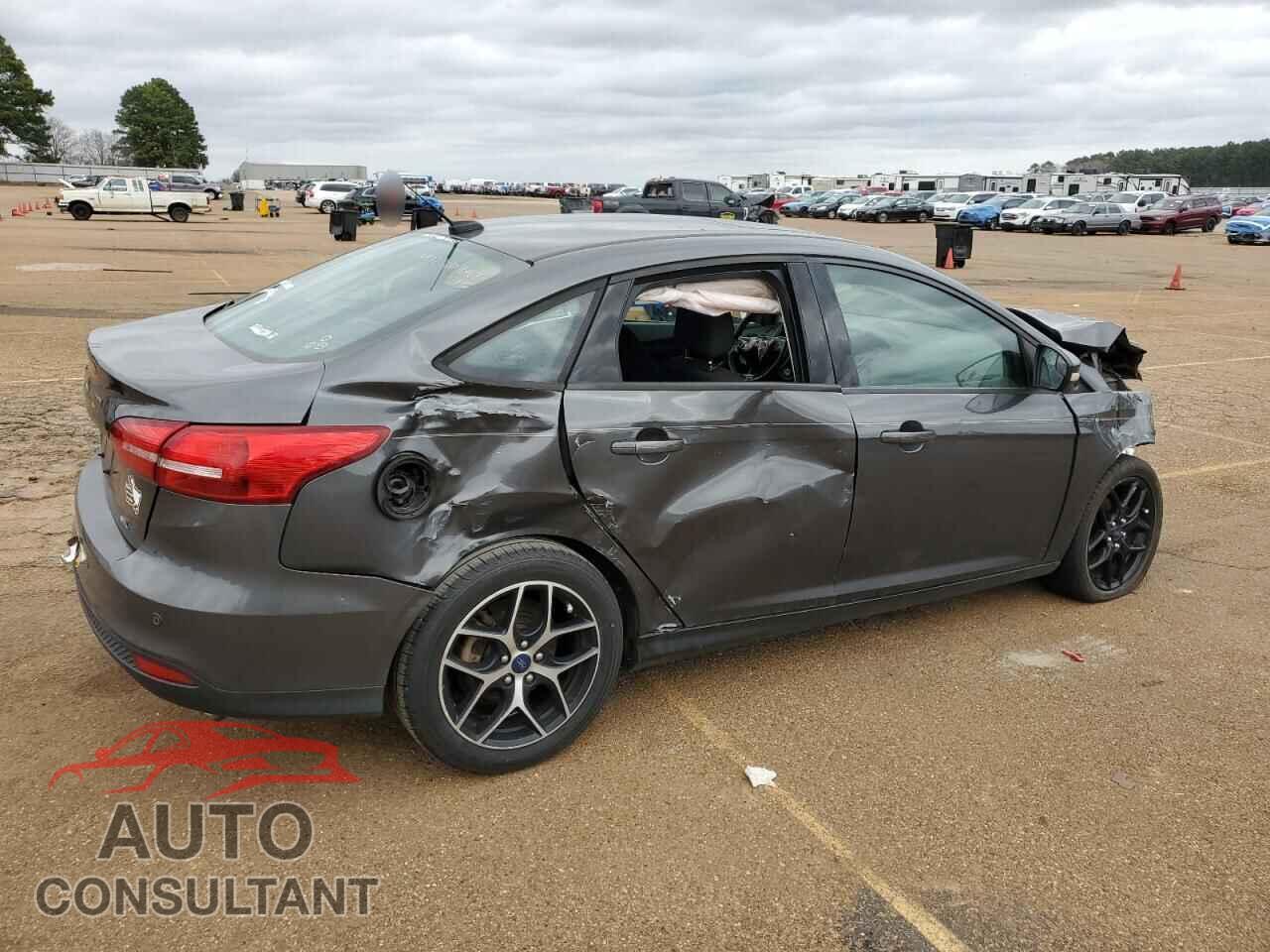 FORD FOCUS 2017 - 1FADP3H27HL324504