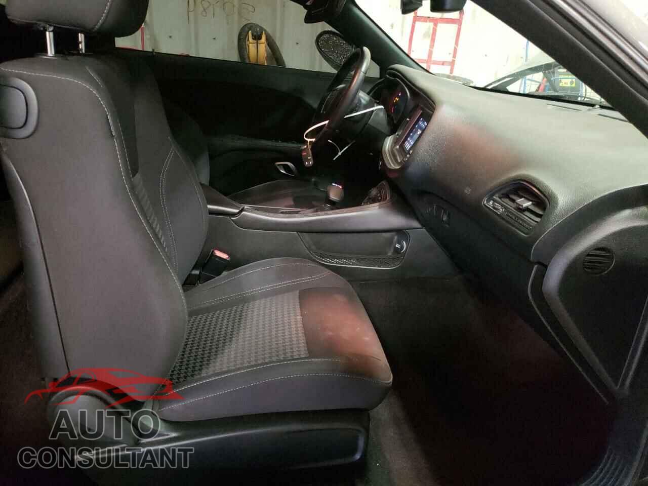 DODGE CHALLENGER 2018 - 2C3CDZAG5JH305190