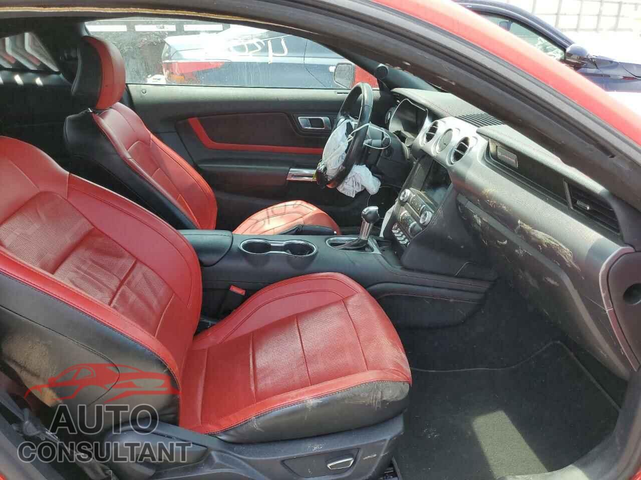 FORD MUSTANG 2019 - 1FA6P8TH7K5179221