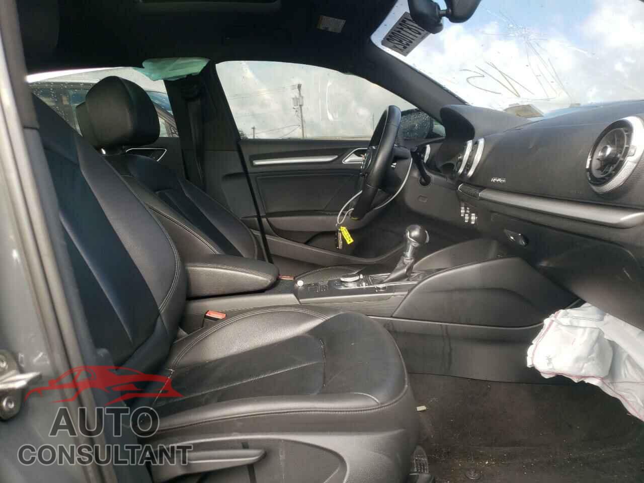 AUDI A3 2017 - WAUB8GFF8H1058284