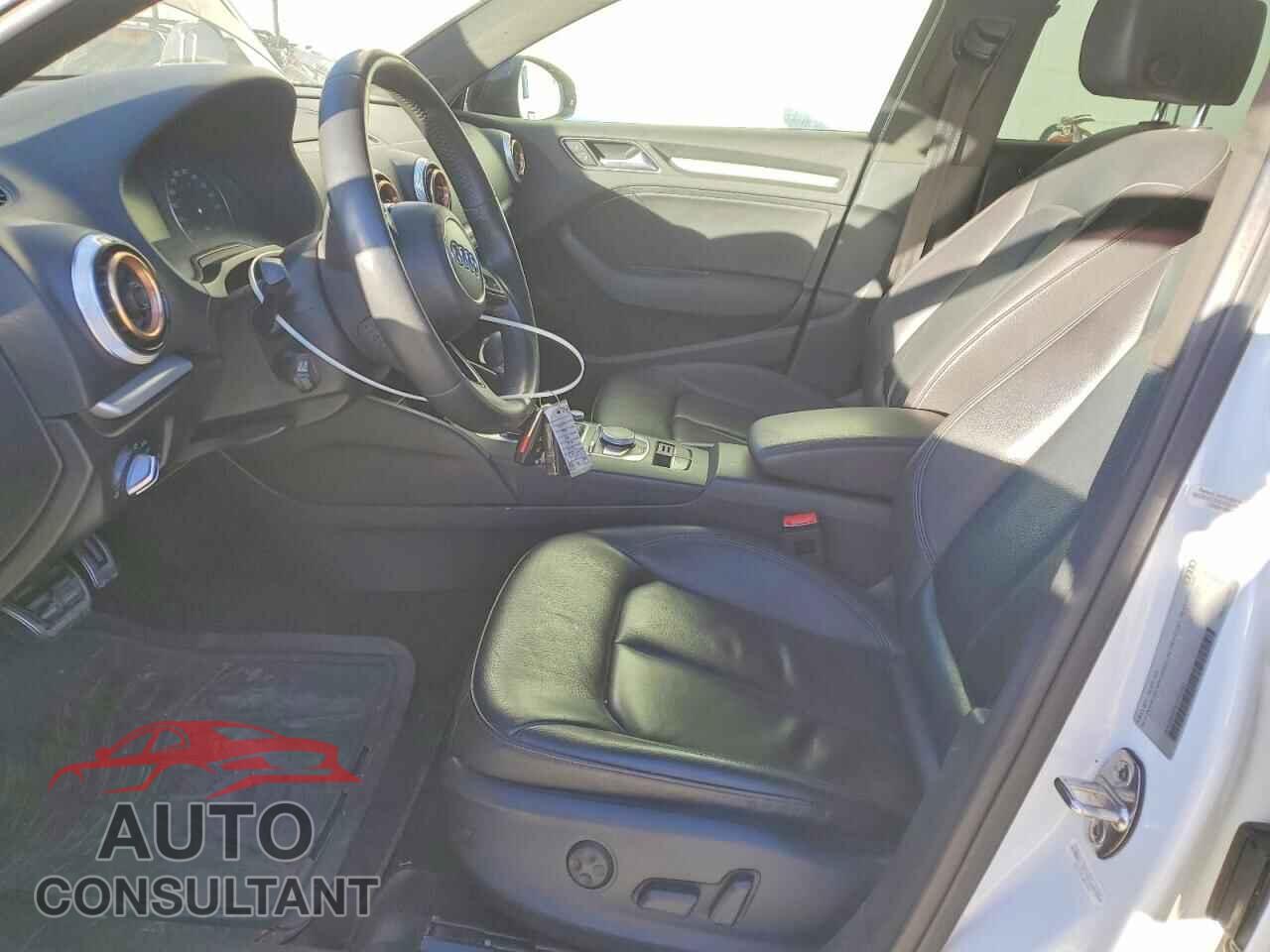 AUDI A3 2018 - WAUB8GFF9J1032993