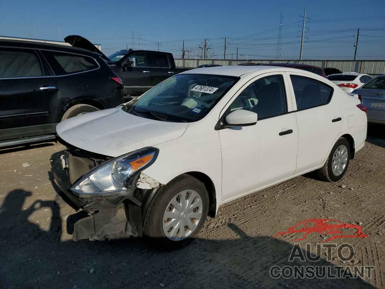 NISSAN VERSA 2017 - 3N1CN7AP9HL869832