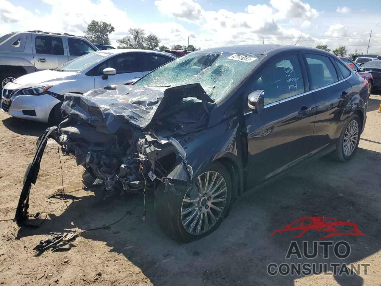 FORD FOCUS 2012 - 1FAHP3J29CL352499