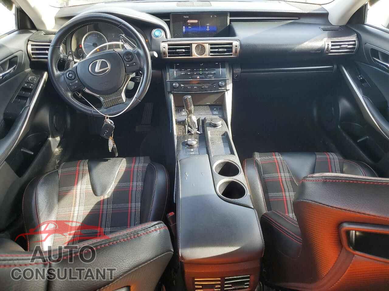 LEXUS IS 2014 - JTHCF1D20E5010422