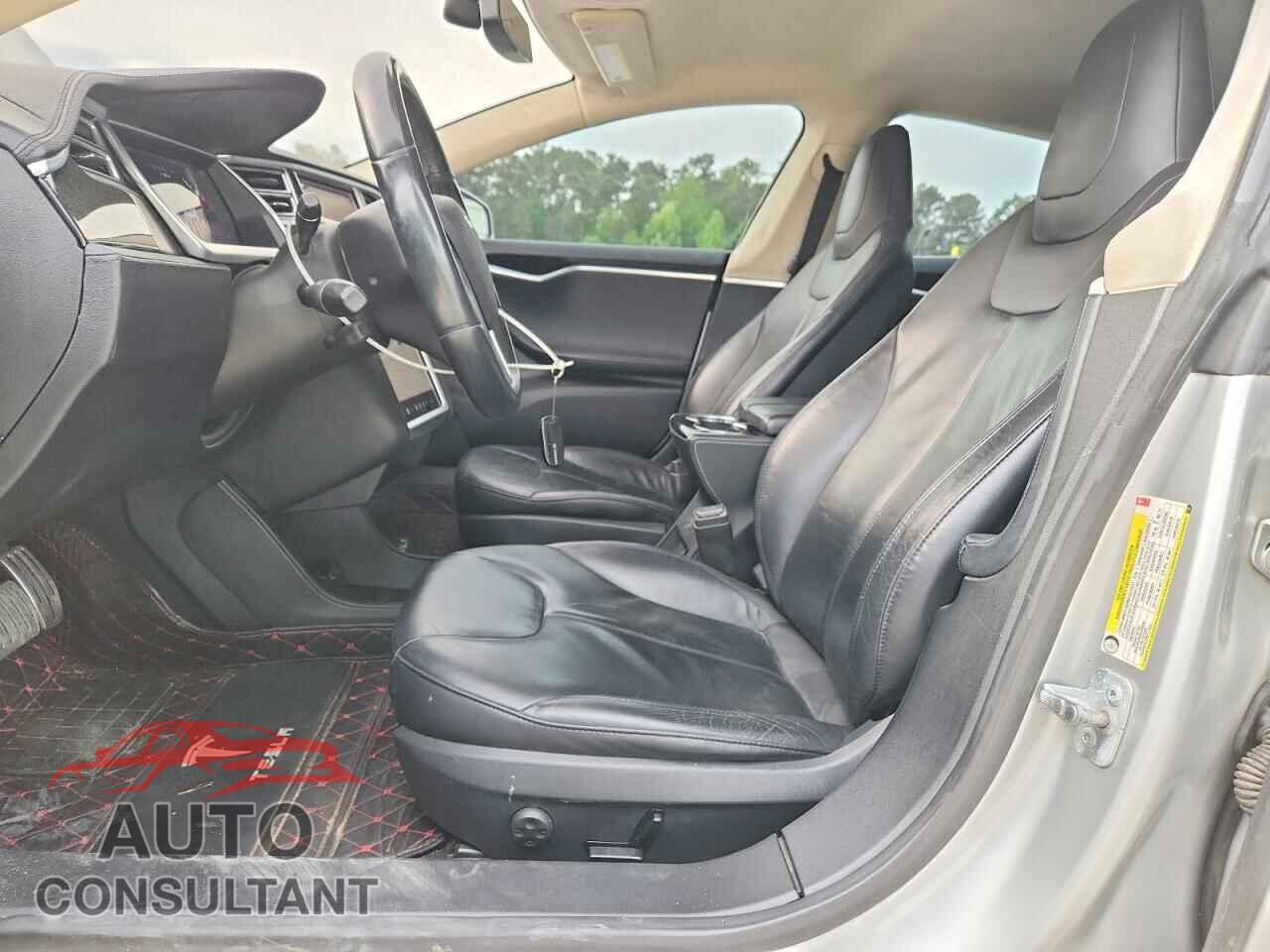 TESLA MODEL S 2013 - 5YJSA1CP3DFP28617