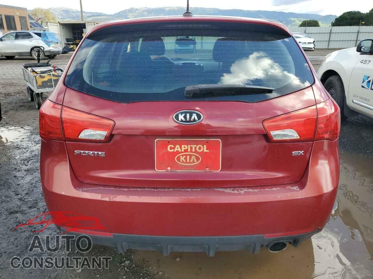 KIA FORTE 2011 - KNAFW5A36B5361413