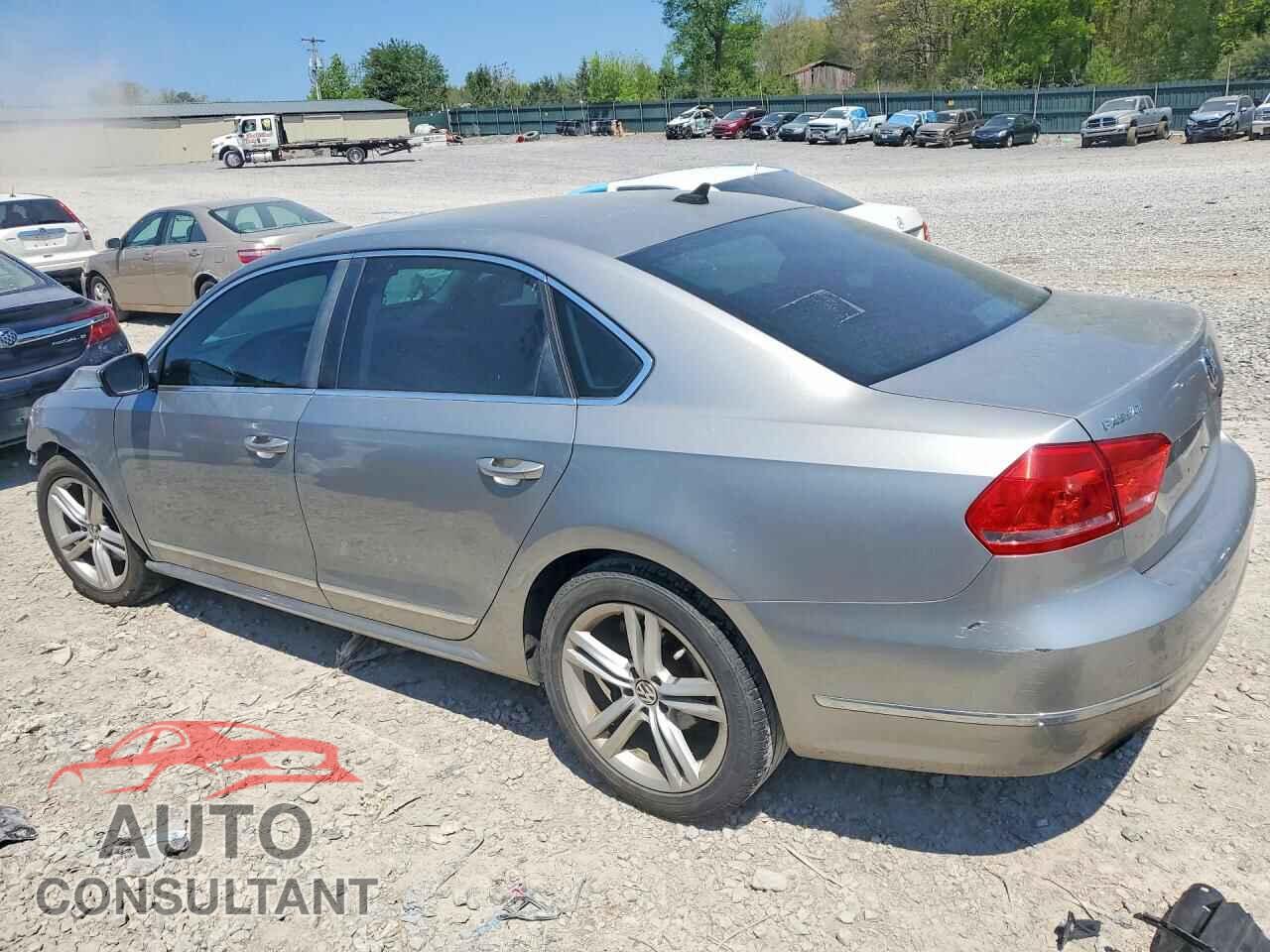 VOLKSWAGEN PASSAT 2014 - 1VWCS7A32EC042374