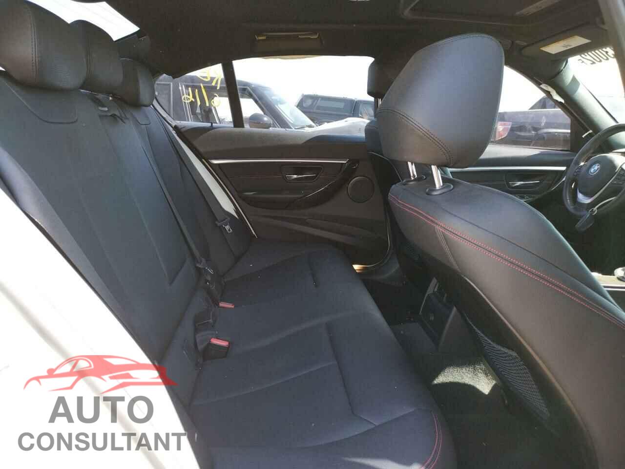 BMW 3 SERIES 2016 - WBA8E9G58GNT86588
