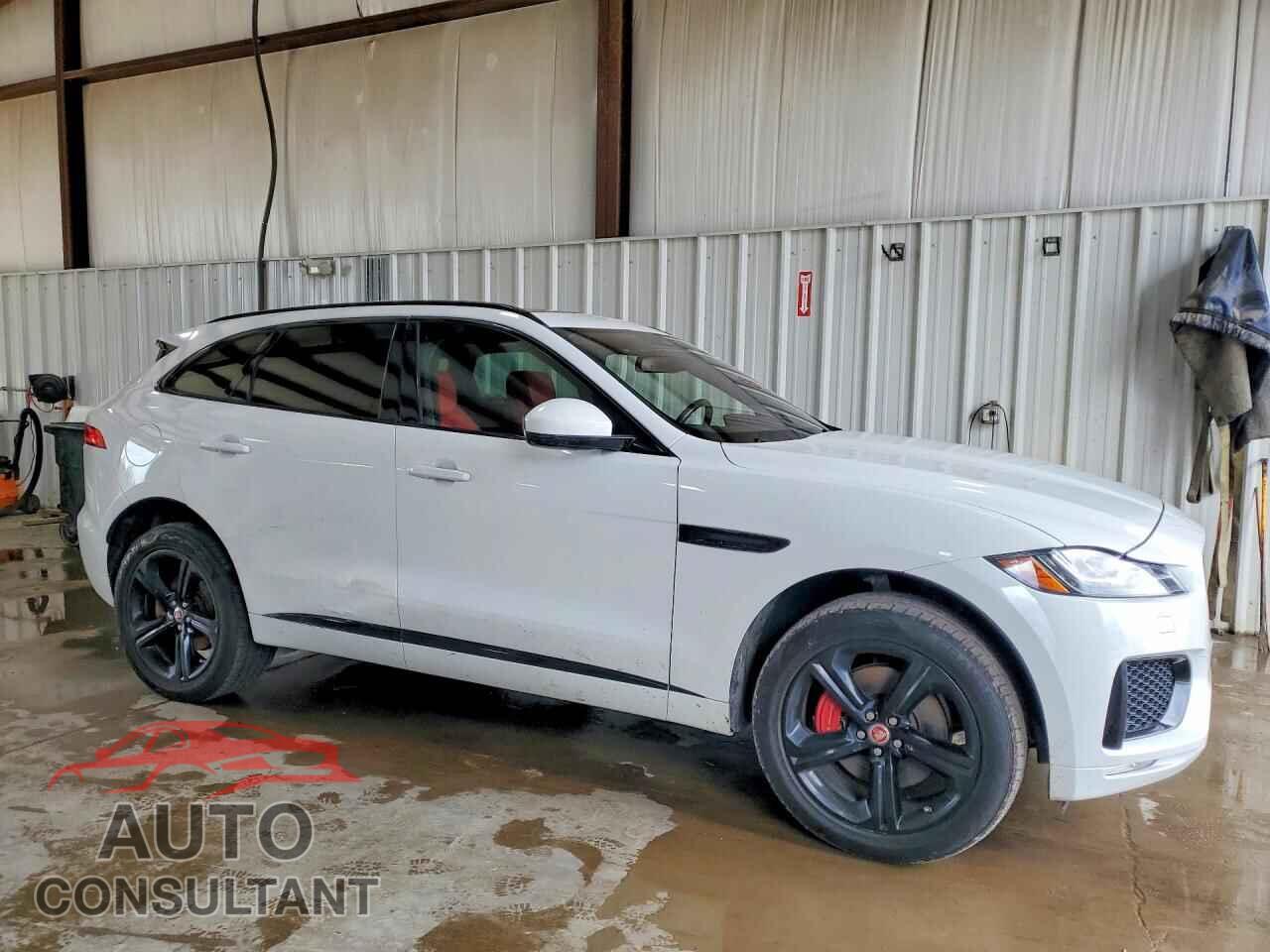 JAGUAR F-PACE 2017 - SADCM2BV8HA080244