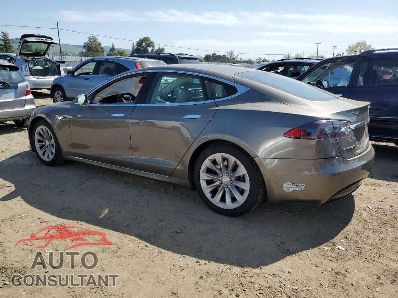 TESLA MODEL S 2016 - 5YJSA1E26GF144055