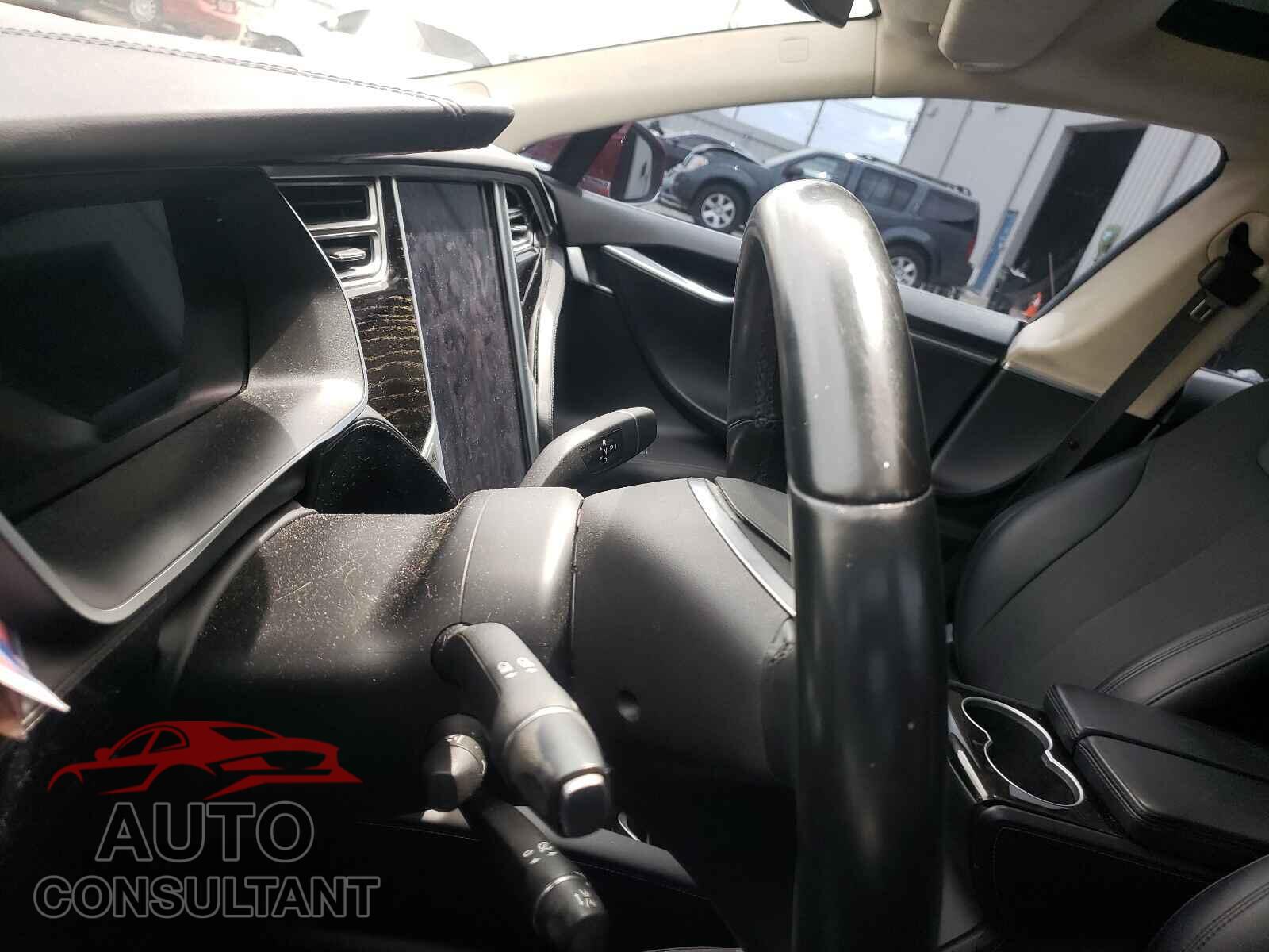 TESLA MODEL S 2016 - 5YJSA1E20GF157805