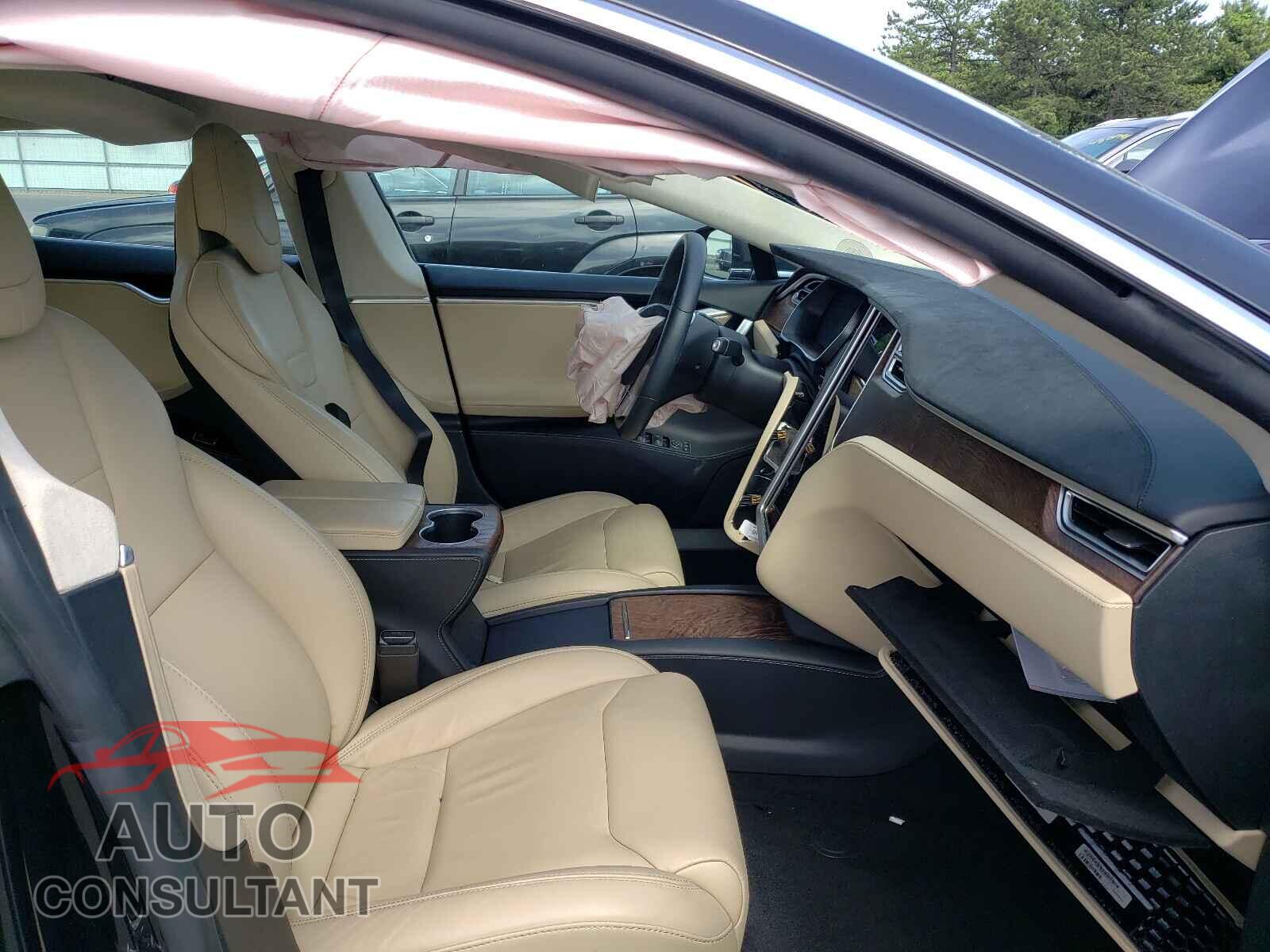 TESLA MODEL S 2017 - 5YJSA1E29HF202984