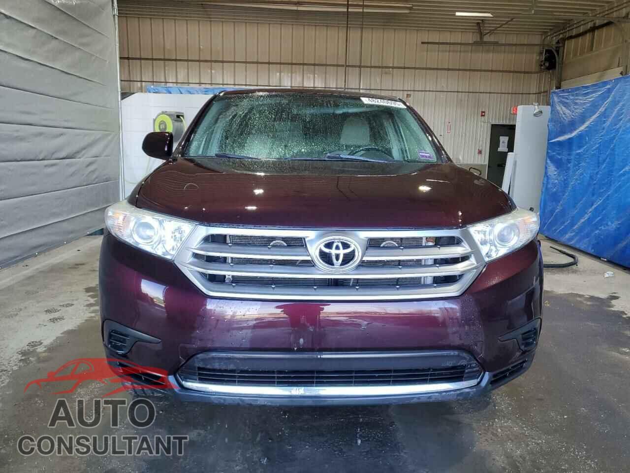 TOYOTA HIGHLANDER 2013 - 5TDBK3EH4DS211580