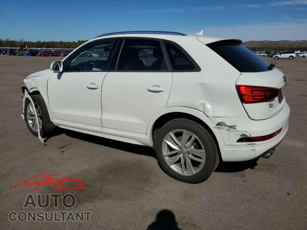 AUDI Q3 2017 - WA1ECCFS9HR011474