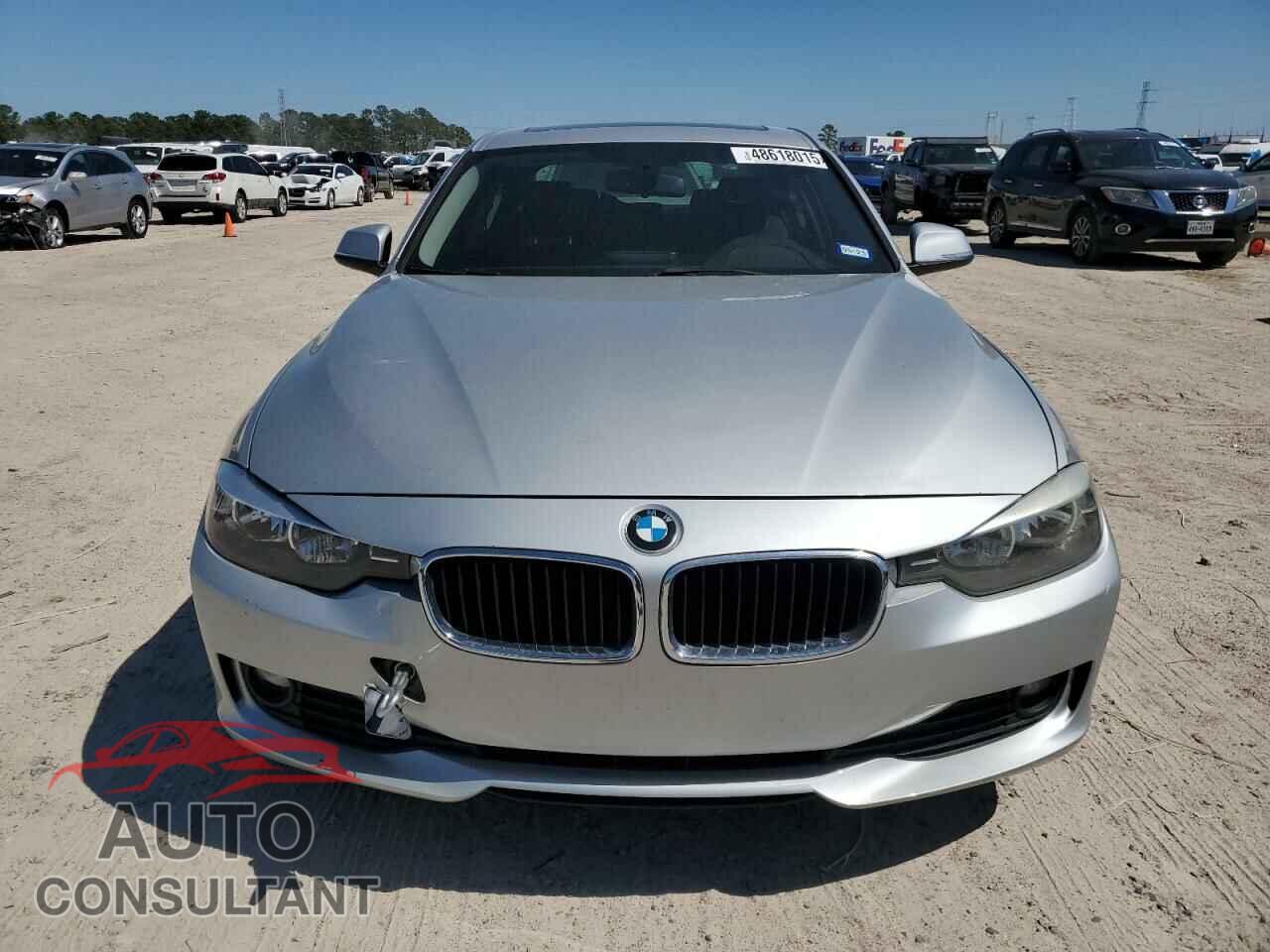 BMW 3 SERIES 2013 - WBA3B1C50DK128525