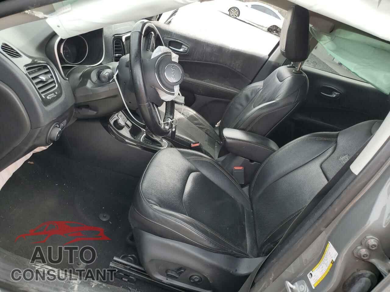 JEEP COMPASS 2020 - 3C4NJDCB0LT196780