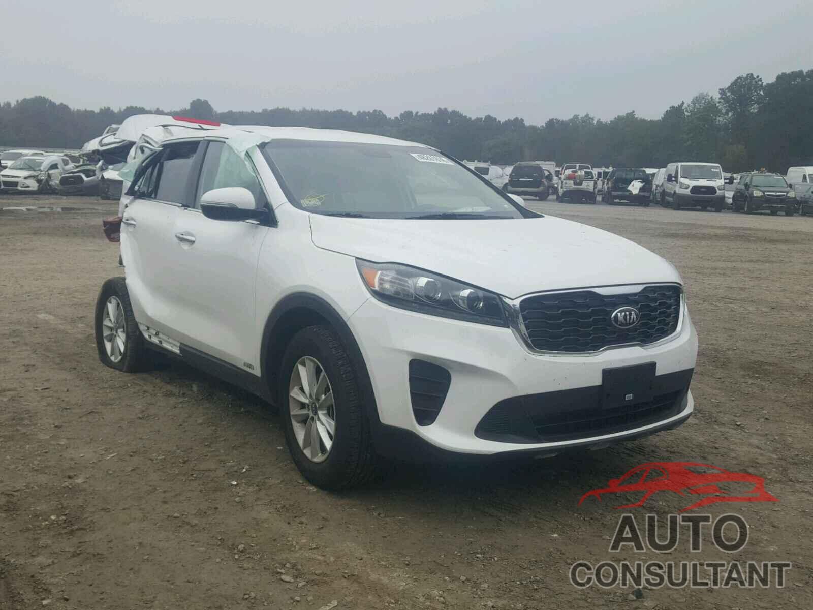 KIA SORENTO LX 2019 - 5XYPGDA53KG487624