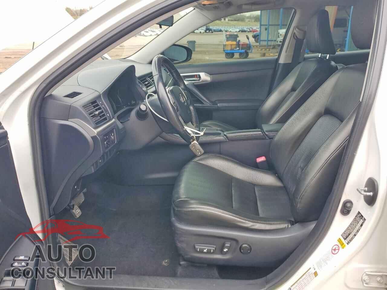 LEXUS CT 200 2013 - JTHKD5BH1D2170762