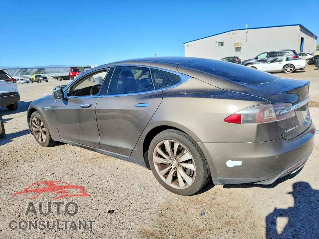 TESLA MODEL S 2015 - 5YJSA1E21FF114119