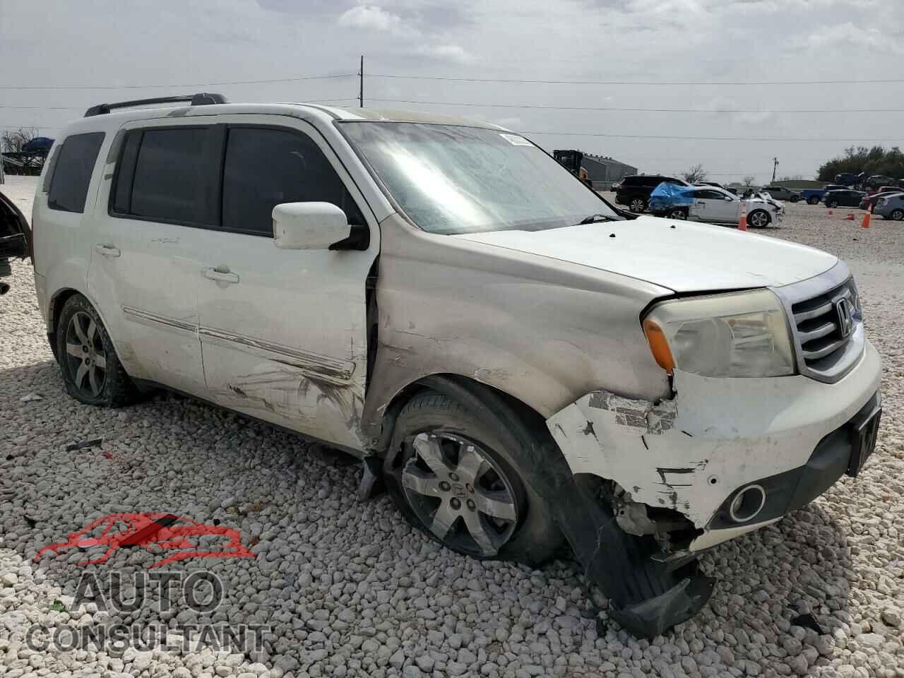 HONDA PILOT 2013 - 5FNYF3H94DB007174