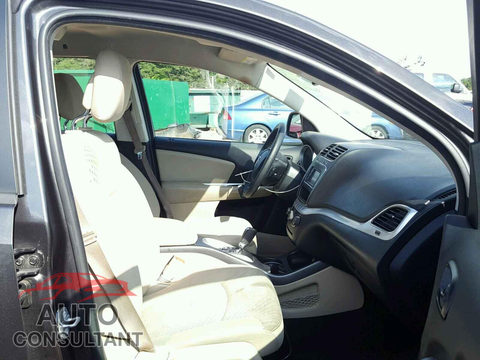 DODGE JOURNEY SE 2015 - 3C4PDCAB8FT735793